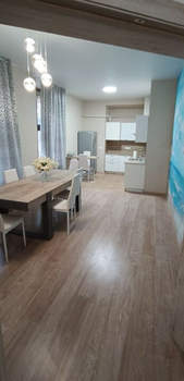 3-к квартира, вторичка, 122м2, 1/5 этаж